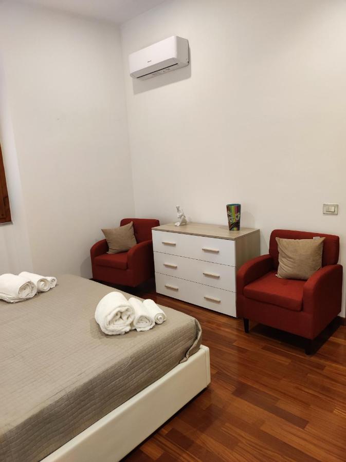 Marina Apartment City Centre Cagliari Exterior photo